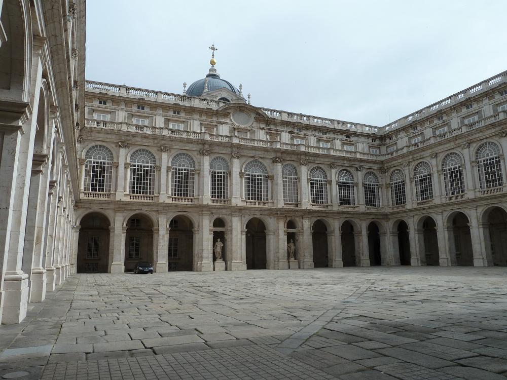 P1030858